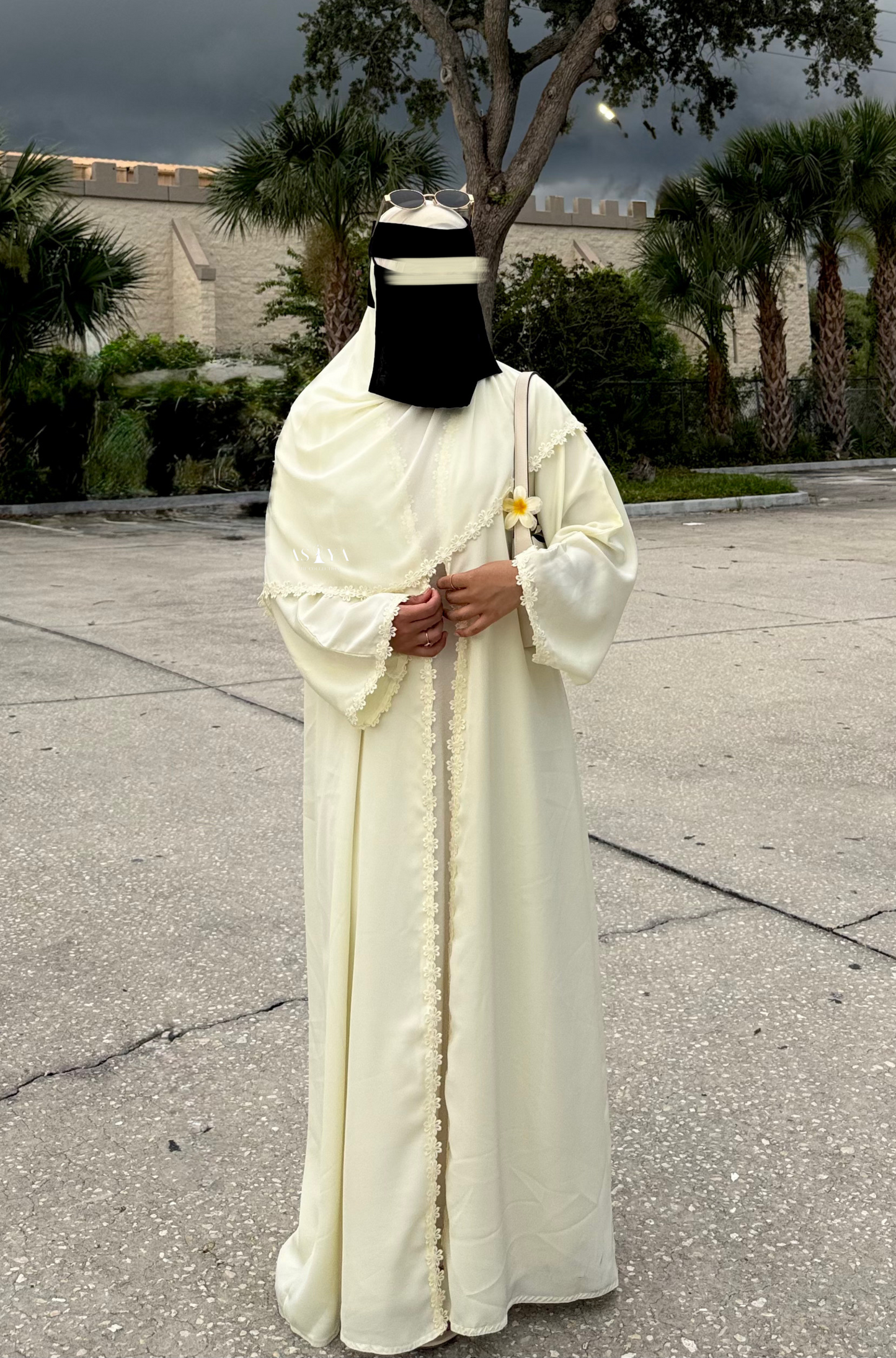 EVERYDAY Flower Lace Open Abaya in Butter Yellow