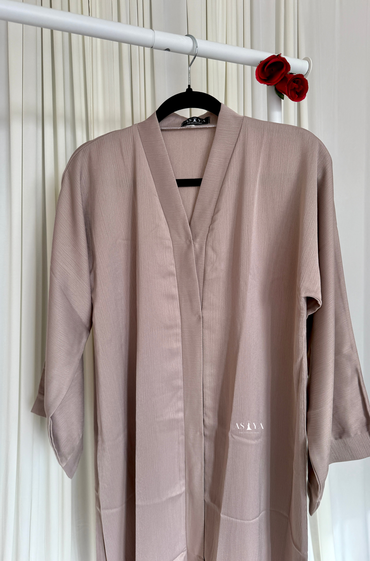 EVERYDAY Straight Textured Button Down Abaya in Blush