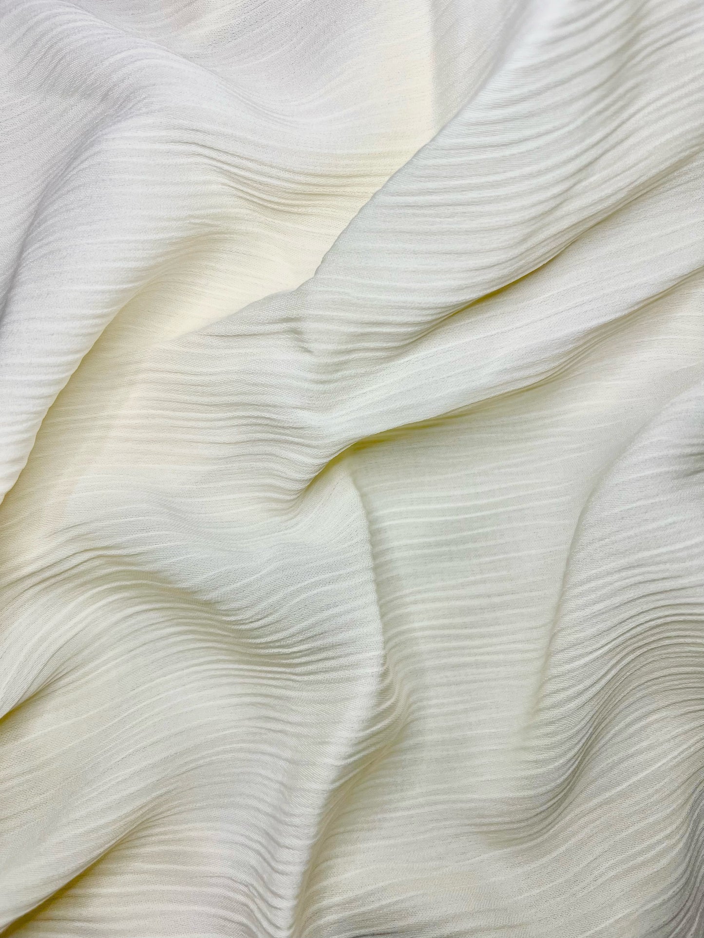 EVENING Flowy Textured Button Down Abaya in Cream