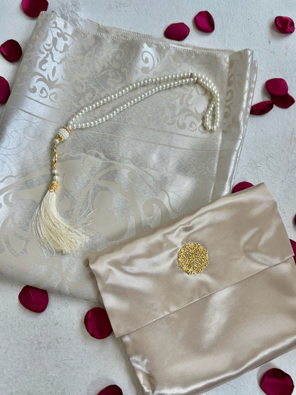 Travel Prayer Mat Gift Set With Tasbeeh & Satin Pouch