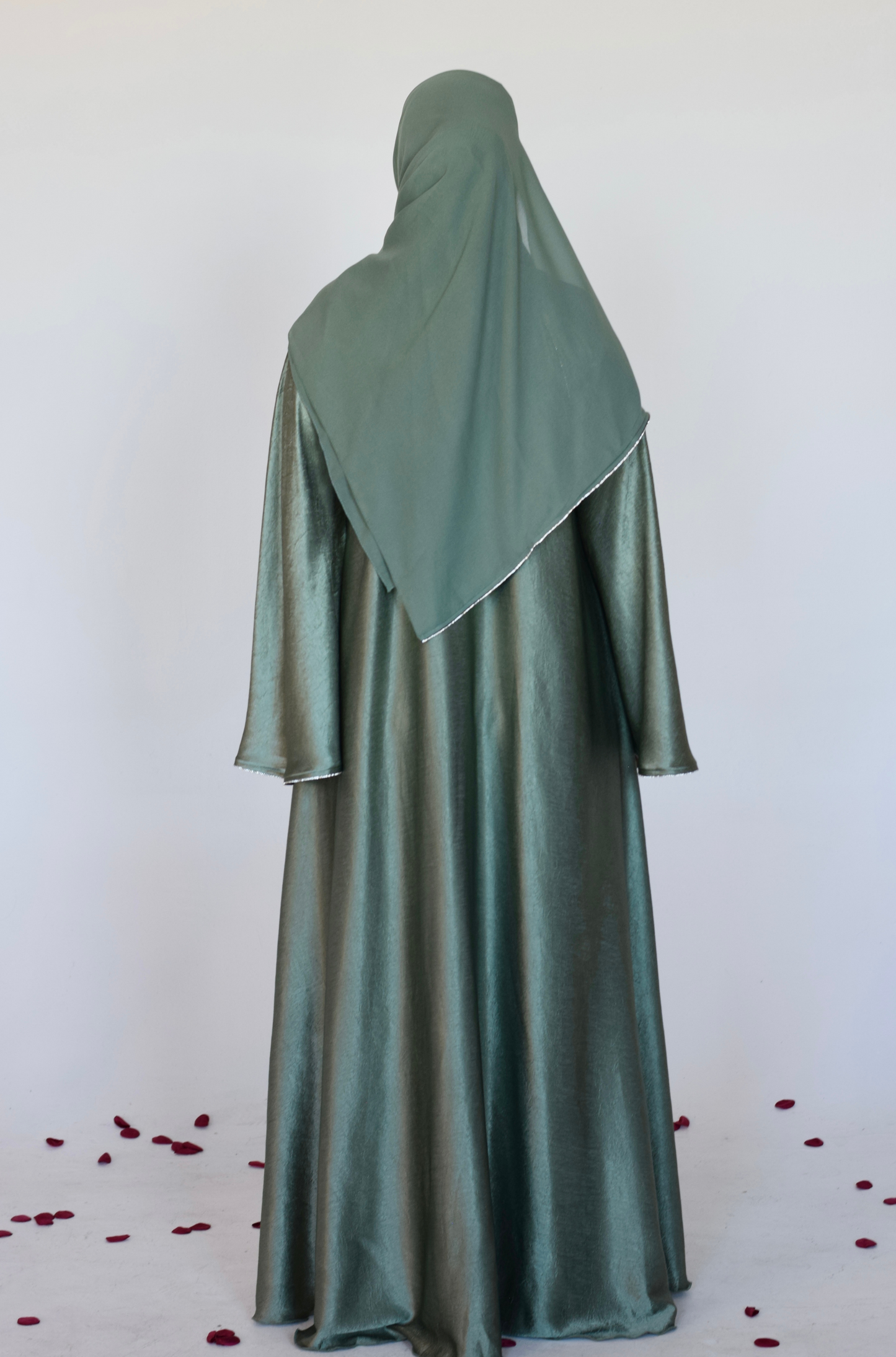 EVENING Flowy Crushed Satin Button Down Abaya in Mint Green