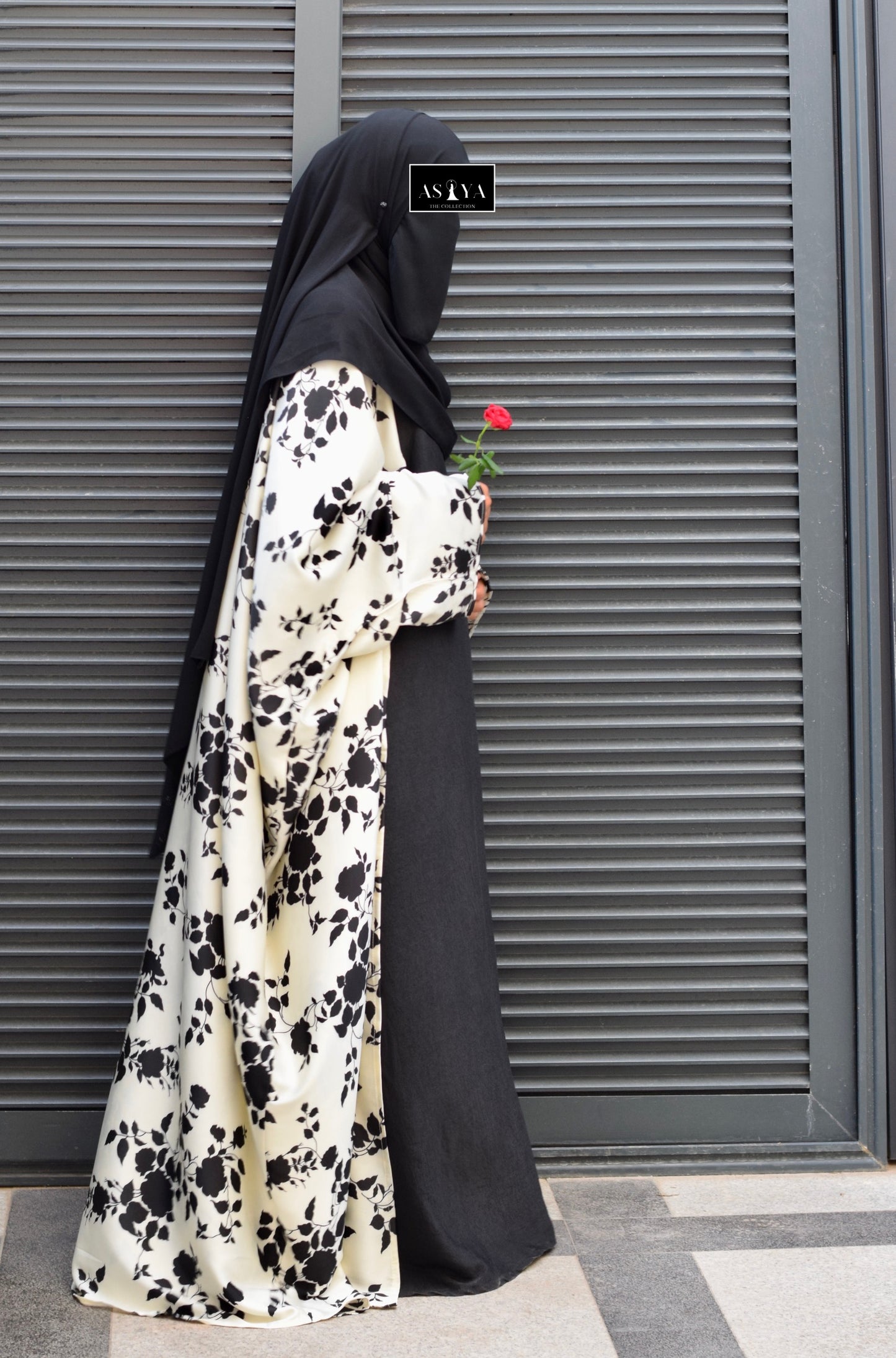 EVENING Printed Satin Two Piece Batwing Abaya in Black & Cream