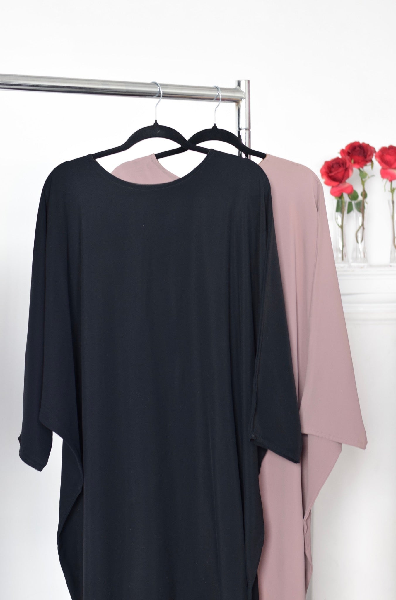 EVERYDAY Batwing Closed Abaya in Black