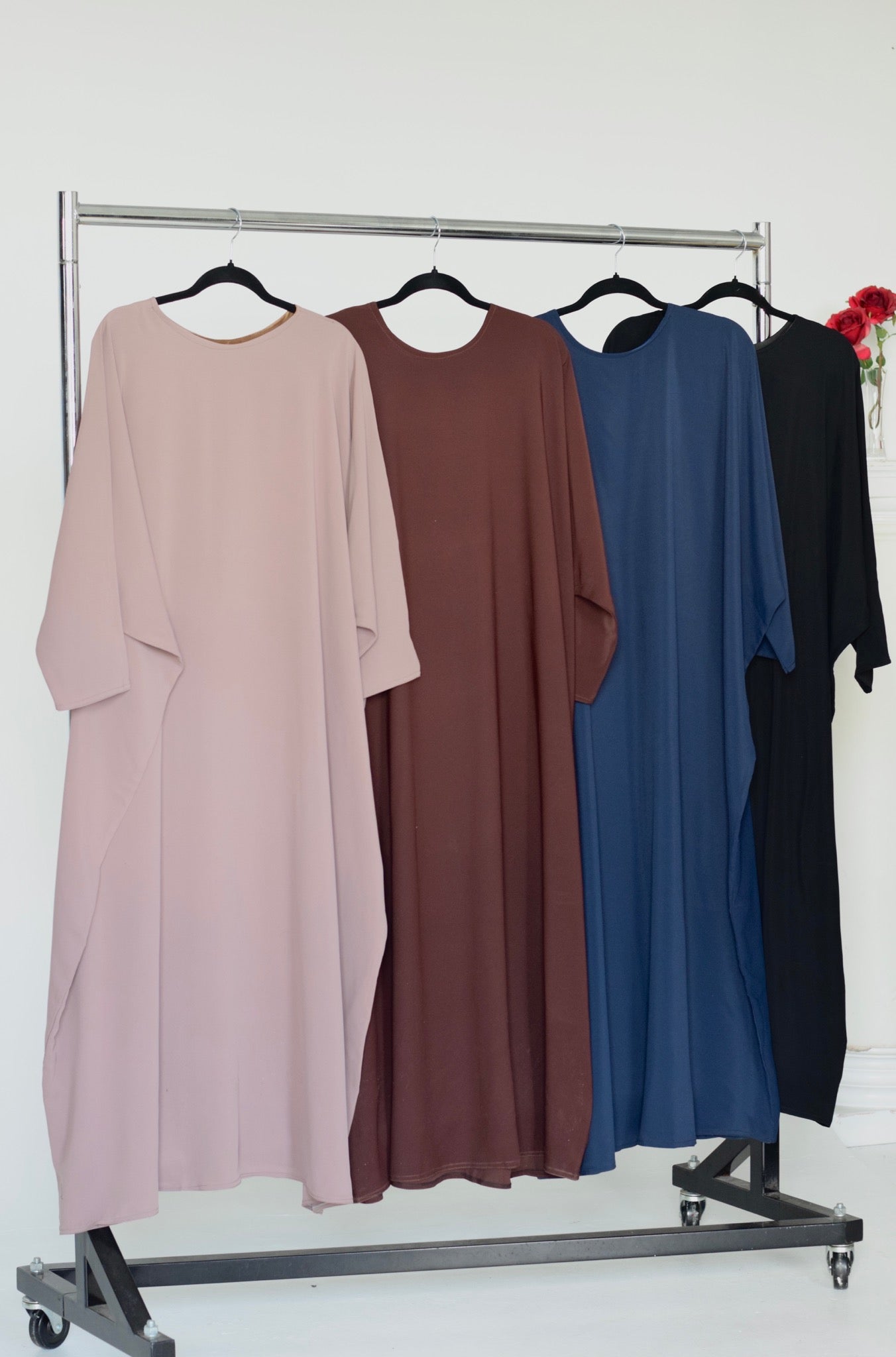 EVERYDAY Batwing Closed Abaya in Black