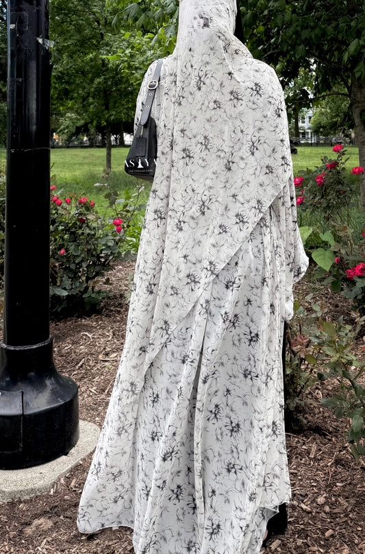 EVENING Printed Chiffon Two Piece Open Abaya in White Daisy