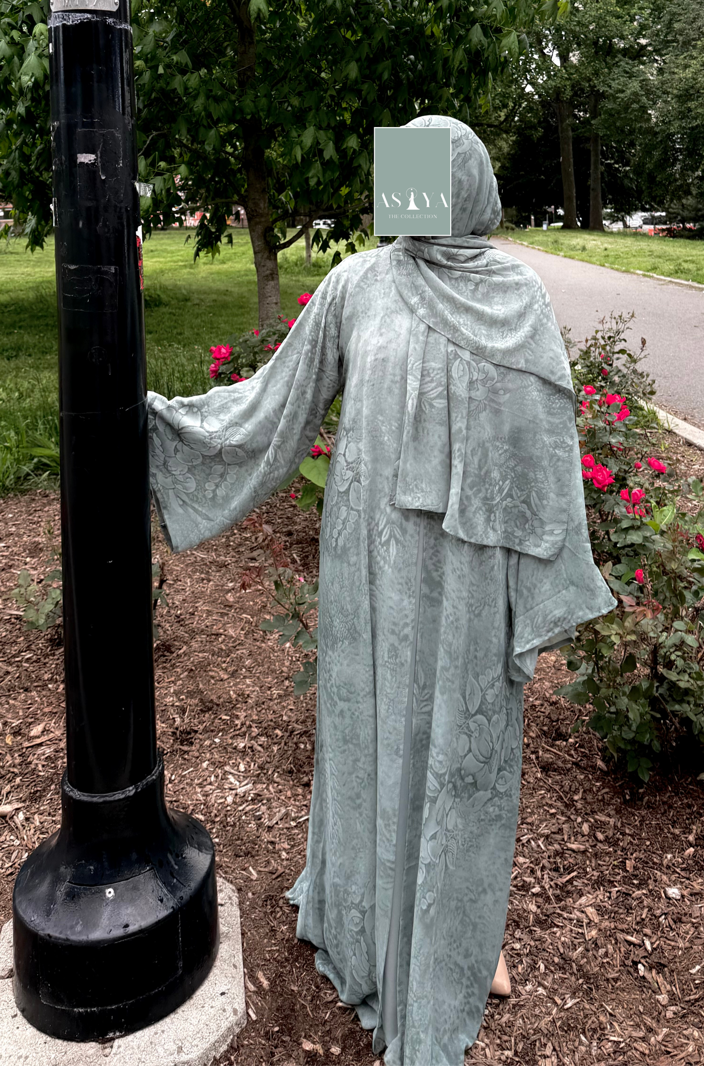 EVENING Printed Chiffon Two Piece Open Abaya in Seafoam Green