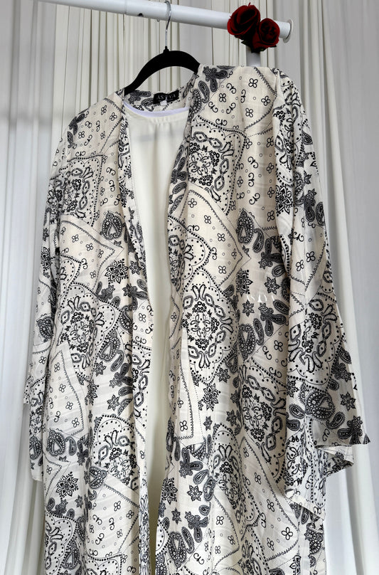 EVERYDAY Printed Cotton-Crepe Two Piece Open Abaya in Cream Paisley