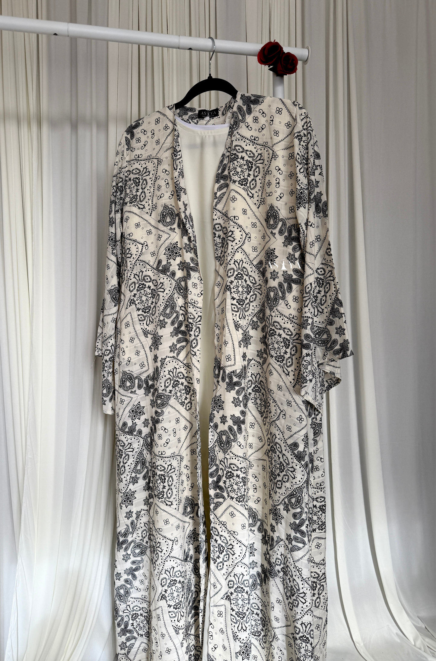EVERYDAY Printed Cotton-Crepe Two Piece Open Abaya in Cream Paisley