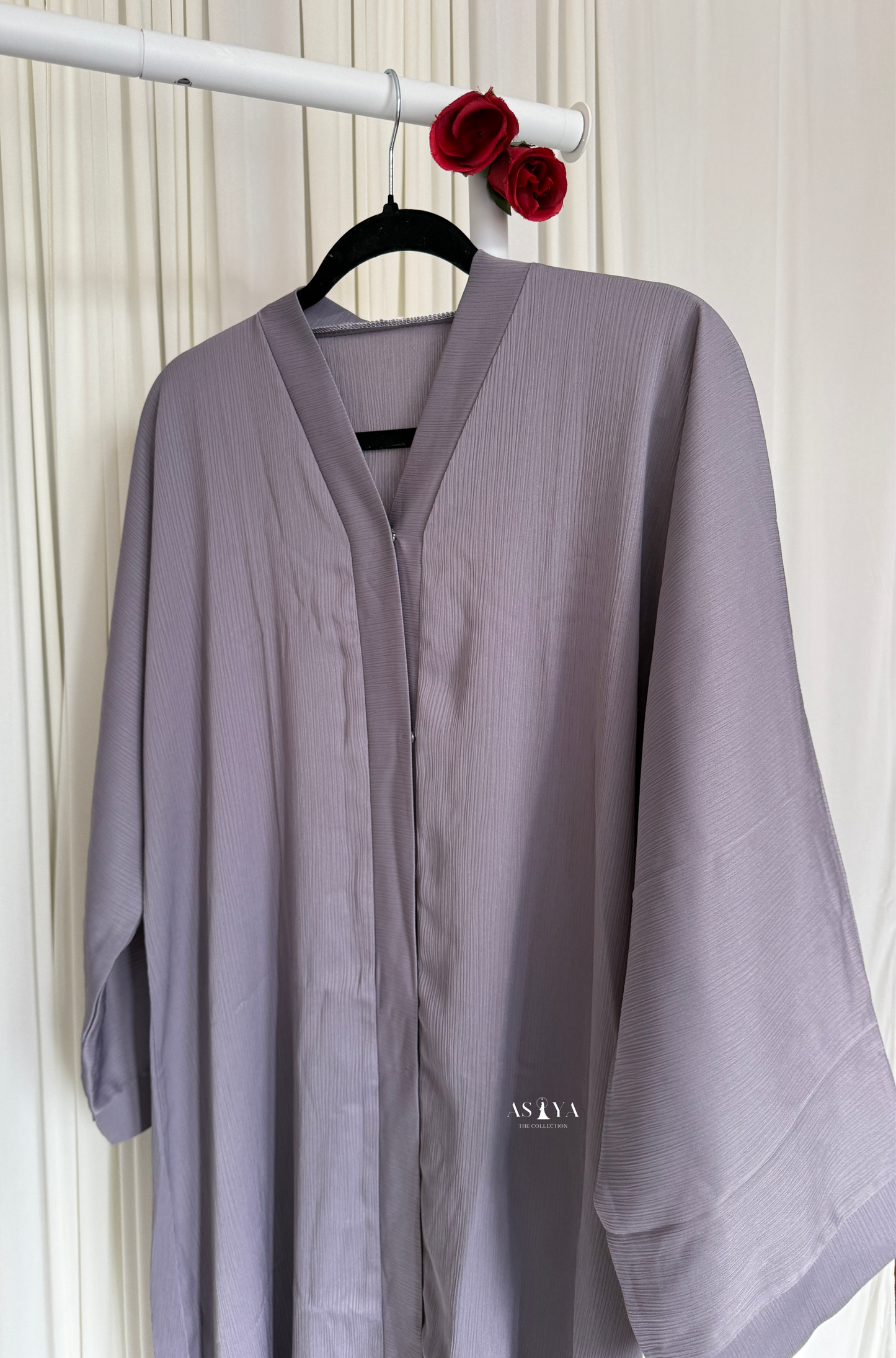 EVERYDAY Straight Textured Button Down Abaya in Lilac
