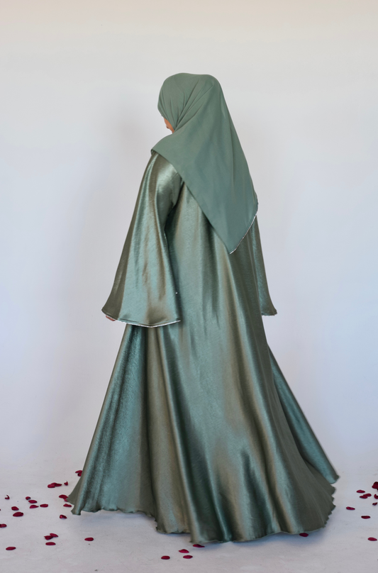 EVENING Flowy Crushed Satin Button Down Abaya in Mint Green