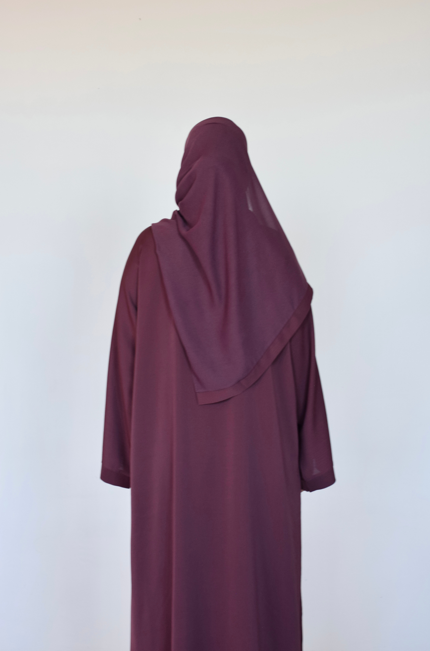 EVERYDAY Straight Textured Button Down Abaya in Berry
